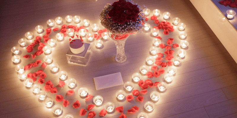 candles, Valentine's Day pet dangers, pet health, pet hazards, pet dangers, pet emergencies, Animal Emergency & Referral Center of Minnesota, Twin Cities emergency vet, Minnesota emergency vet, pet safety tips