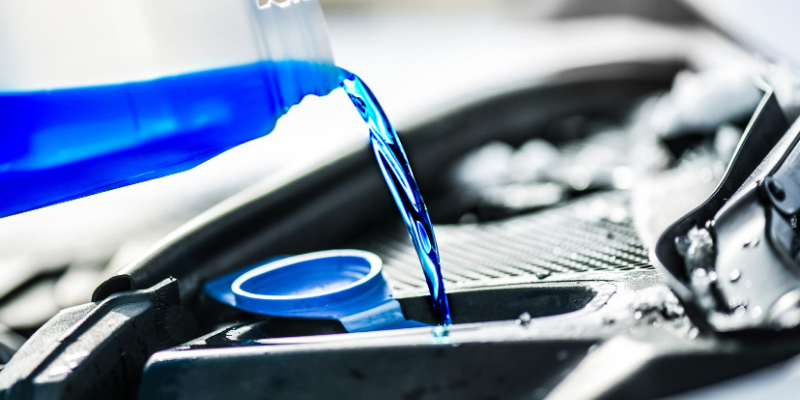 antifreeze, car, fall toxins, fall pet toxins, autumn pet toxins, autumn pet safety, autumn pet hazards, pet health, pet safety, emergency vet, Minnesota emergency vet, Twin Cities emergency vet, Animal Emergency & Referral Center of Minnesota