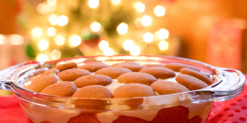 banana pudding, holiday pet dangers, Christmas pet dangers, holiday pet toxins, Christmas pet toxins, pet emergency, pet health, pet safety, Animal Emergency & Referral Center of Minnesota, Twin Cities emergency vet, Minnesota emergency vet