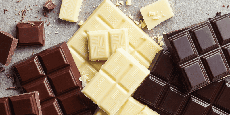 bakers chocolate, chocolate squares, chocolate toxicity, dog toxins, pet toxins, chocolate toxicity in dogs, Animal Emergency & Referral Center of Minnesota, Minnesota animal emergency hospital, Twin Cities emergency vet, pet health, pet safety, pet dangers