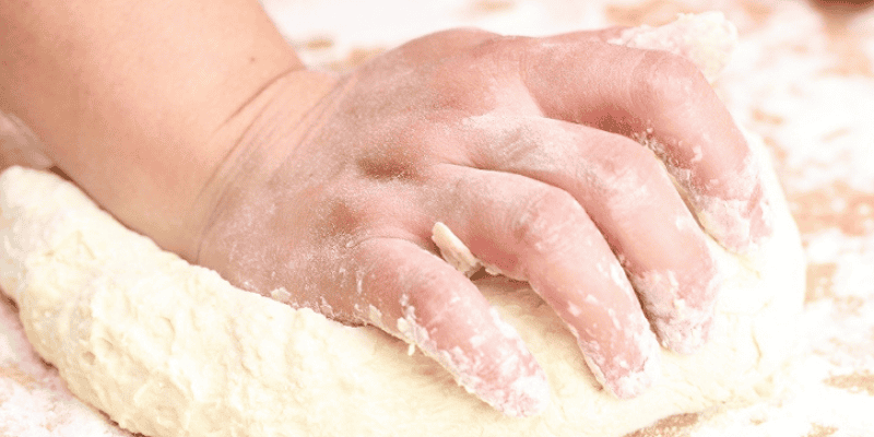 yeast dough, baking bread, making bread, homemade bread, alcohol toxicity in pets, yeast dough toxicity in pets, pet toxicity, pet hazards, pet dangers, Animal Emergency & Referral Center of Minnesota, pet emergency, Minnesota emergency vet, Twin Cities emergency vet, oakdale emergency vet, Saint Paul emergency vet