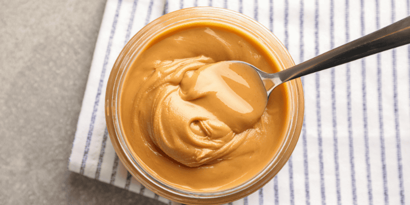peanut butter, spoon, xylitol, xylitol toxicity, pet toxins, dog toxins, pet health, emergency vet, Minnesota animal emergency hospital, Animal Emergency & Referral Center of Minnesota, emergency vet