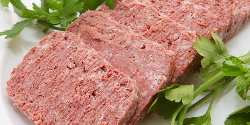 corned beef, Irish foods, St. Patrick's Day, St. Paddy's Day, St. Patrick's Day pet dangers, pet health, pet dangers, holiday pet dangers, emergency vet, Minnesota emergency vet, Twin Cities emergency vet, Animal Emergency & Referral Center of Minnesota