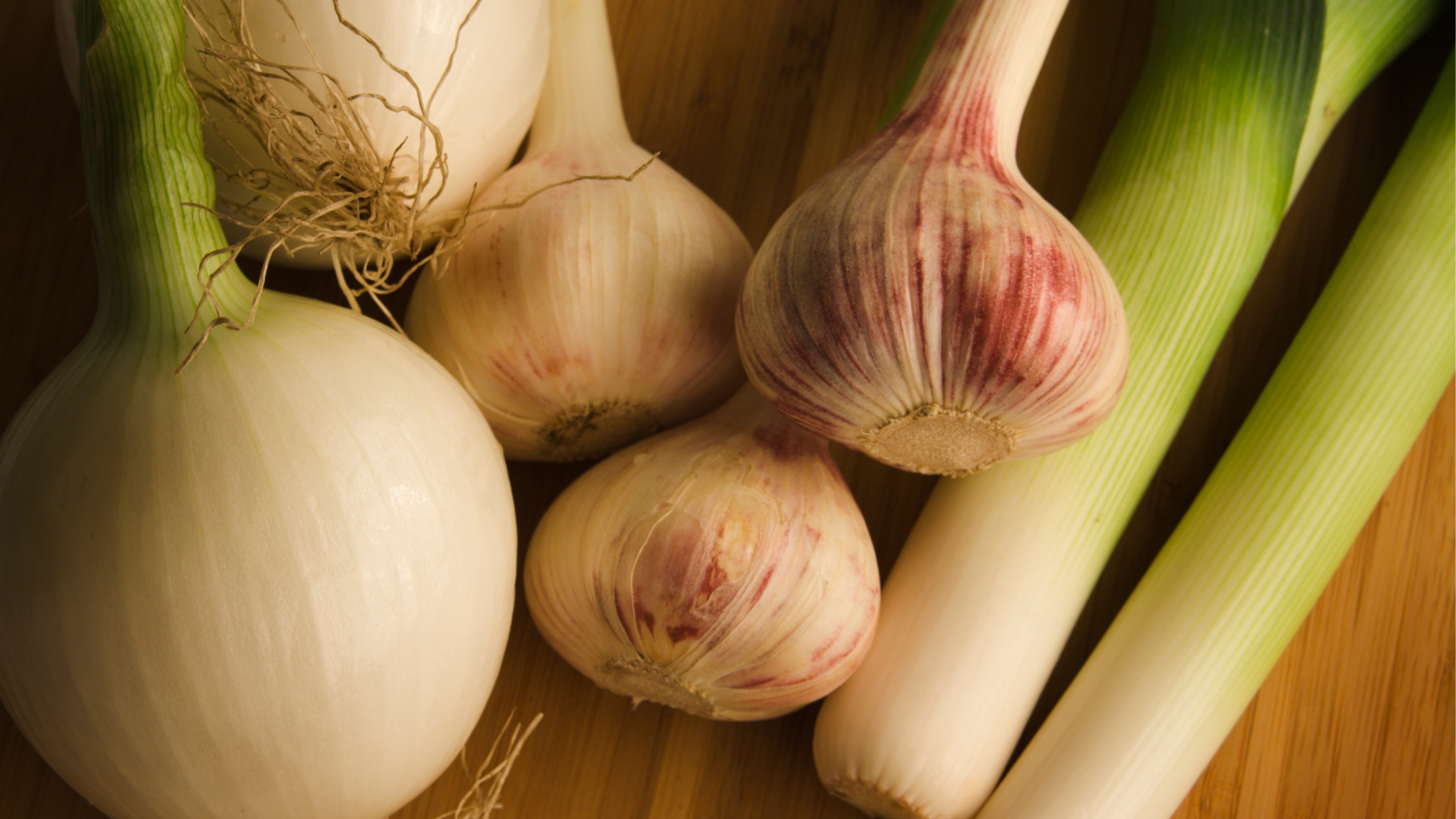 Onions, Garlic, Chives, & Leeks: Allium Poisoning in Pets