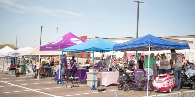 Animal Emergency & Referral Center of Minnesota, Oakdale Red Building, emergency vet, Twin Cities emergency vet, Minnesota emergency animal hospital, Twin Cities animal emergency hospital, Minnesota veterinary referral center, Twin Cities veterinary referral center, R A Bassett Photography, JL Drone Imagery, Big Bell Ice Cream, R-Frida's, Buna Mobile Coffee, Rescued Pets are Wonderful, RPAWs, Lena the Pug, Twinkie the Corgi, Twin Cities Inflatables, School of Rock, Apres, Must Be Ruff, Central Bark, Class Act Cats, My Pitbull is Family, Dreamy Pups, Treat Me Too Dog Treats, A Touch of Magic Entertainment, Minnesota Companion Rabbit Society, Fuzzbutt Boutique, Hill's Pet Nutrition, Block Portrait Studios, Pets on the Mend, Oakdale, Minnesota, Twin Cities, veterinary hospital