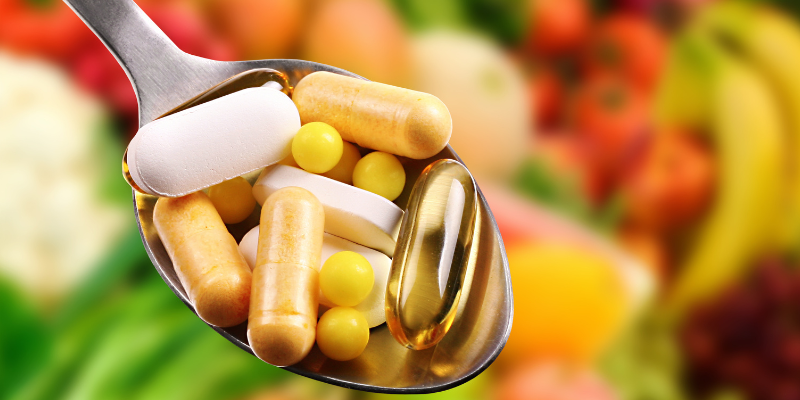 spoon full of supplements, pet supplements, pet nutrition, pet health, Animal Emergency & Referral Center of Minnesota